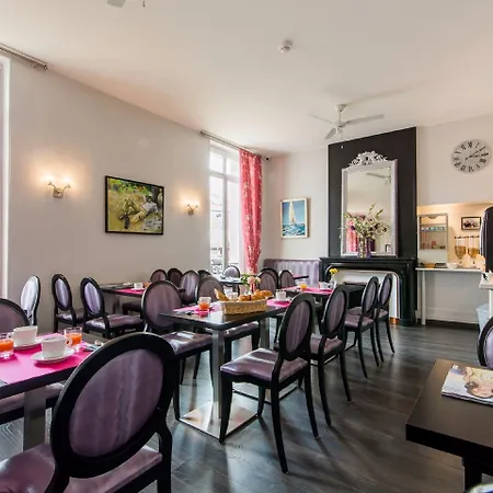 Cit'hotel Le Regina Gare Saint-jean 2*