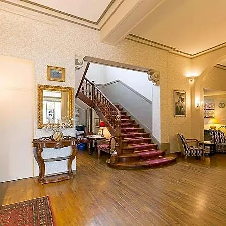 Cit'hotel Le Regina Gare Saint-jean 2* בורדו