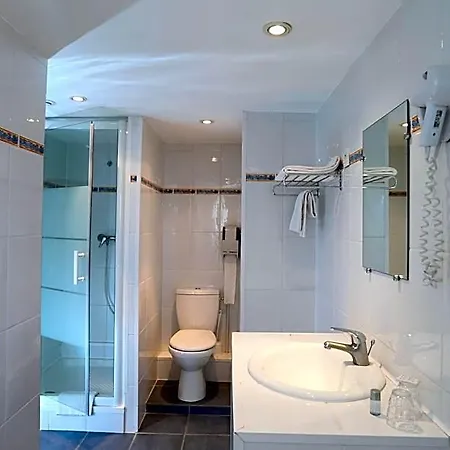 Cit'hotel Le Regina Gare Saint-jean 2*