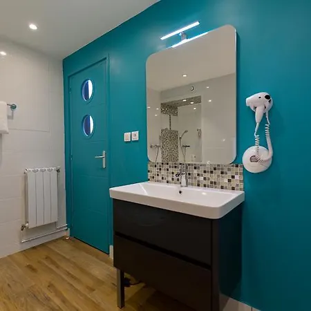 호텔 Cit'hotel Le Regina Gare Saint-jean 2*