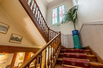 Cit'hotel Le Regina Gare Saint-jean 호텔