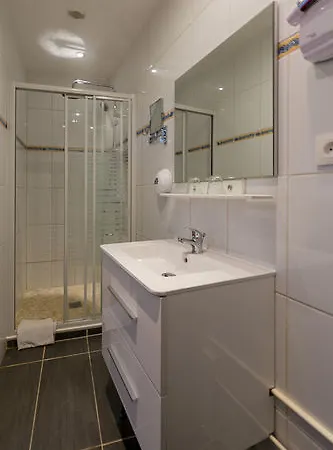Hotel Citotel Le Regina Gare Saint-jean 2*