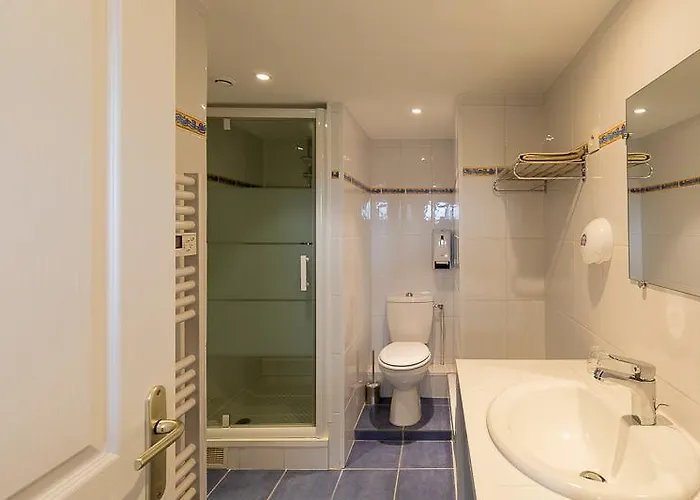 Cit'hotel Le Regina Gare Saint-jean 호텔 2*