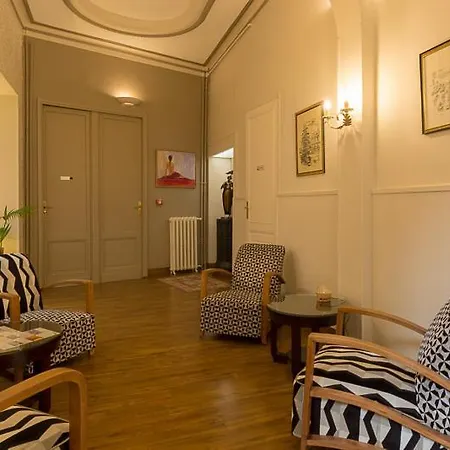 Cit'hotel Le Regina Gare Saint-jean Hotel