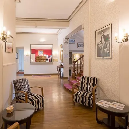 Cit'hotel Le Regina Gare Saint-jean Burdeos