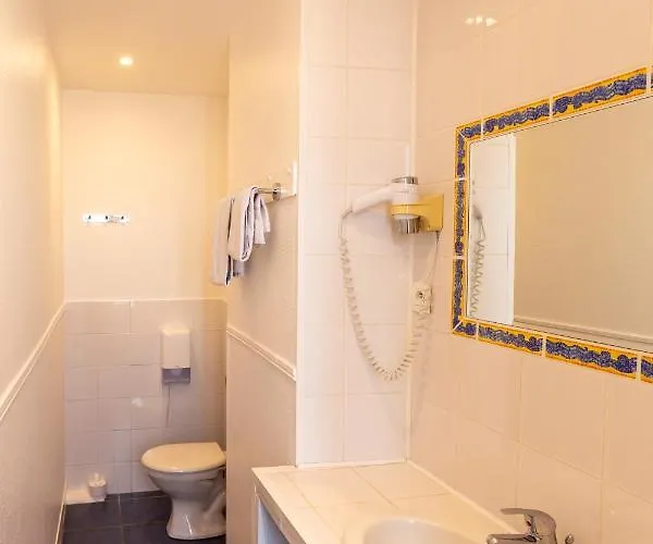 Cit'hotel Le Regina Gare Saint-jean Hotel 2*